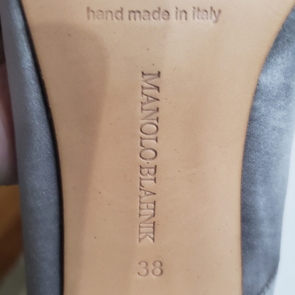 Manolo Blahnik Hangisi Grey Satin - Picture 10 of 13